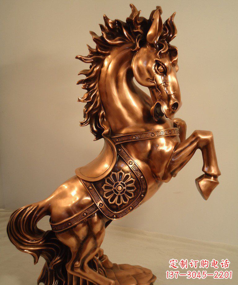 昆明精美的仿铜马雕塑