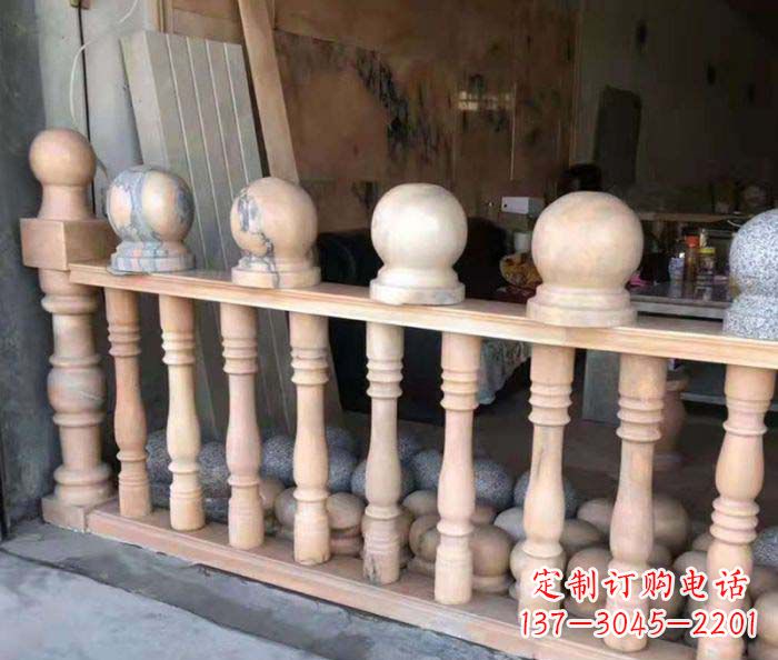 昆明新一代景观晚霞红石栏杆