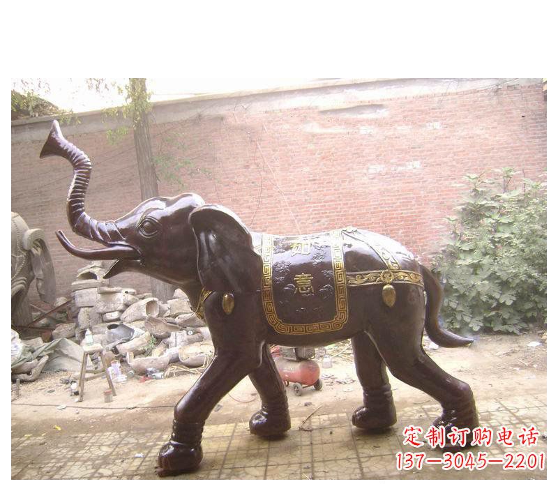 昆明玻璃钢大象雕塑