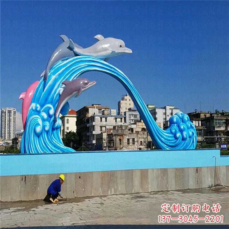 昆明玻璃钢大型海豚雕塑游泳馆游乐场的精彩缤纷