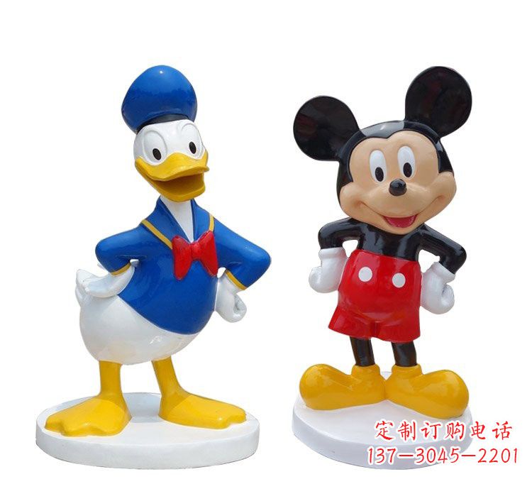 昆明玻璃钢米老鼠和唐老鸭