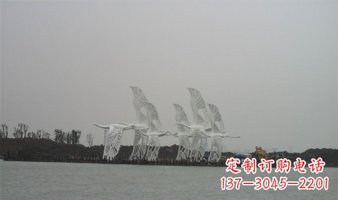 昆明不锈钢白鹭动物雕塑美丽的艺术作品