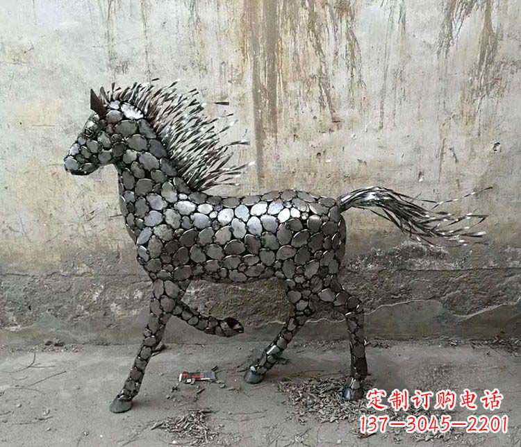 昆明不锈钢奔马雕塑艺术与自由的象征