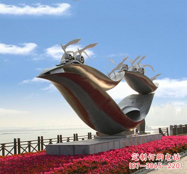 昆明不锈钢城市抽象船和海鸥雕塑