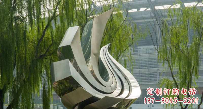 昆明不锈钢凤凰雕塑美丽的象征