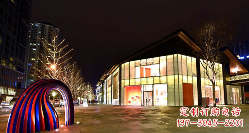昆明不锈钢拱门雕塑——点缀街边景观
