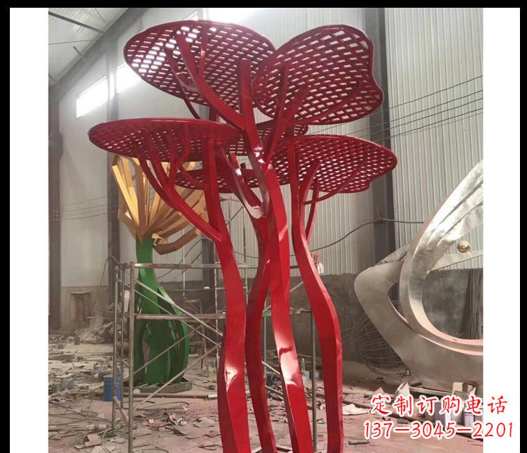 昆明不锈钢蘑菇景观雕塑