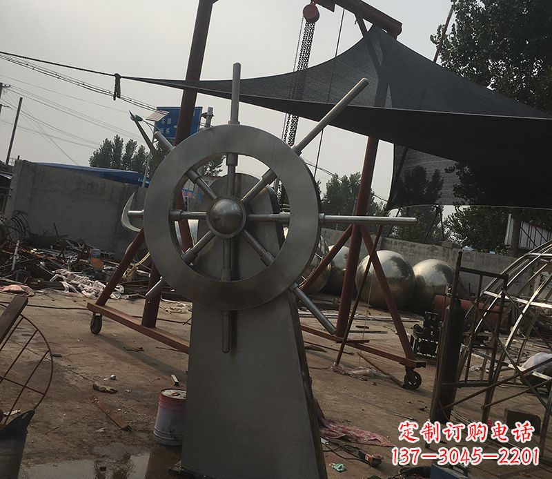 昆明不锈钢船舵景观雕塑 (2)