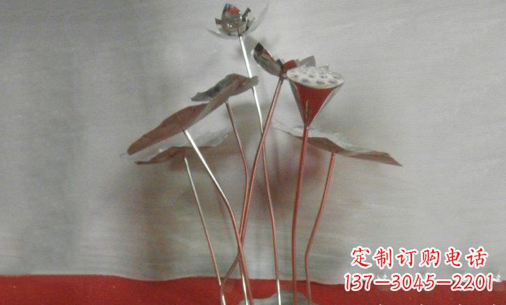 昆明不锈钢锻造的荷叶雕塑