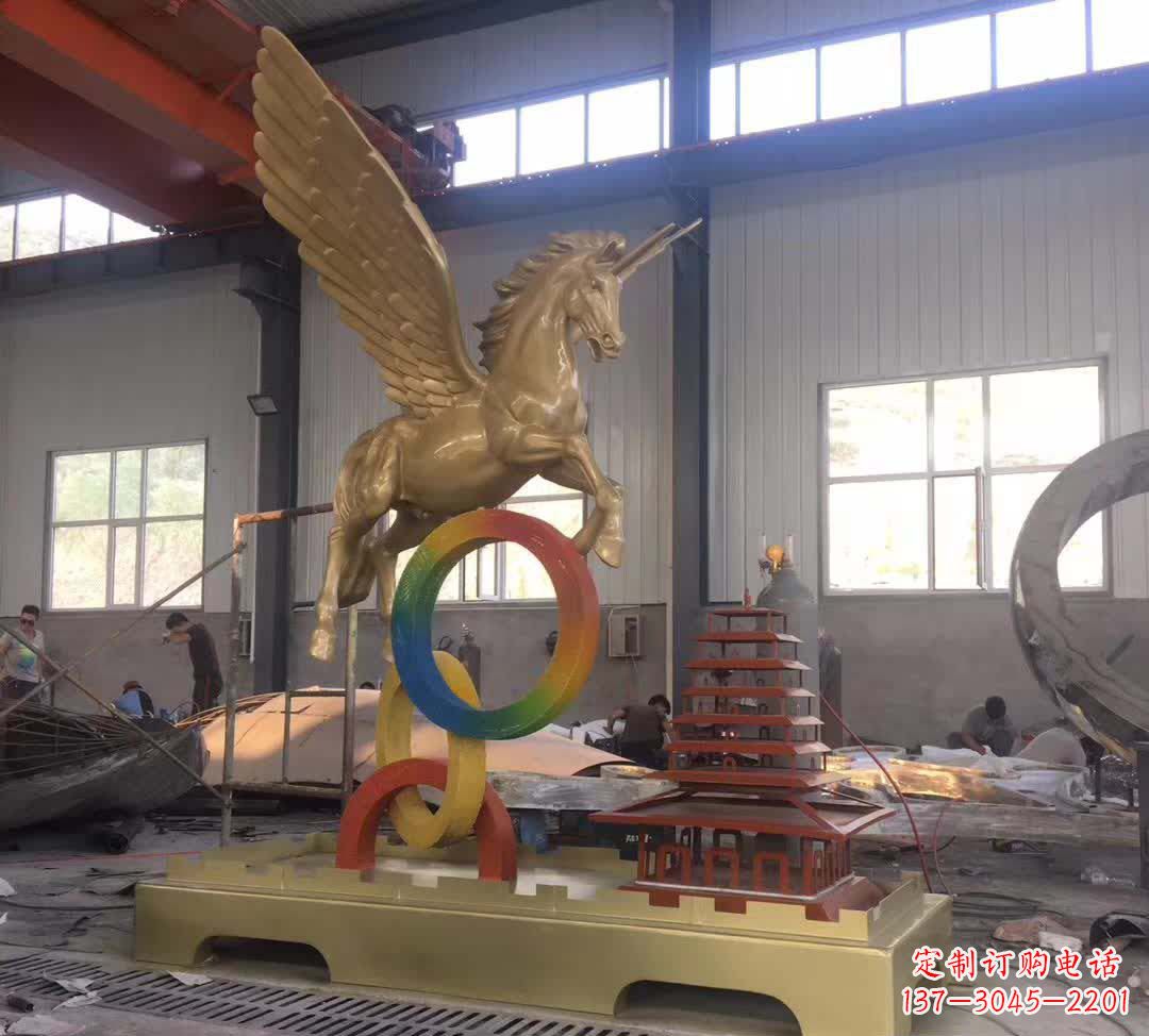 昆明不锈钢飞马踩圆圈雕塑精美艺术之作