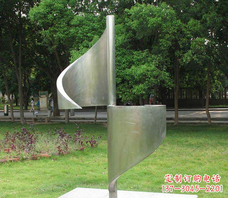 昆明精美不锈钢风车雕塑