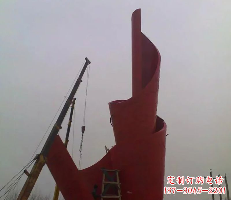昆明不锈钢火炬雕塑点燃社会进步的火炬