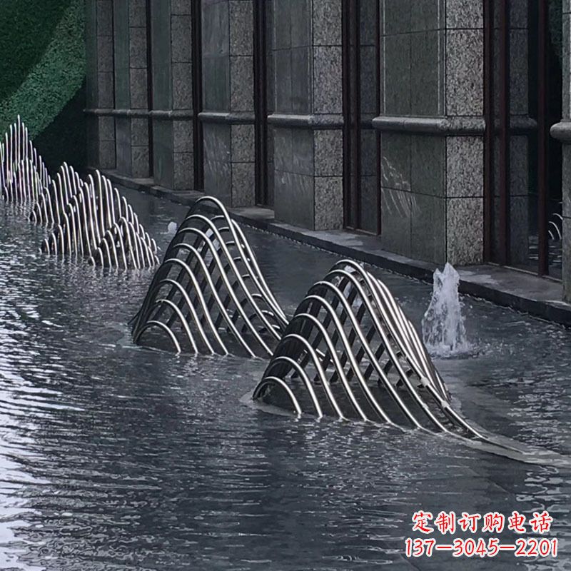 昆明不锈钢假山雕塑精美外形,百变造型