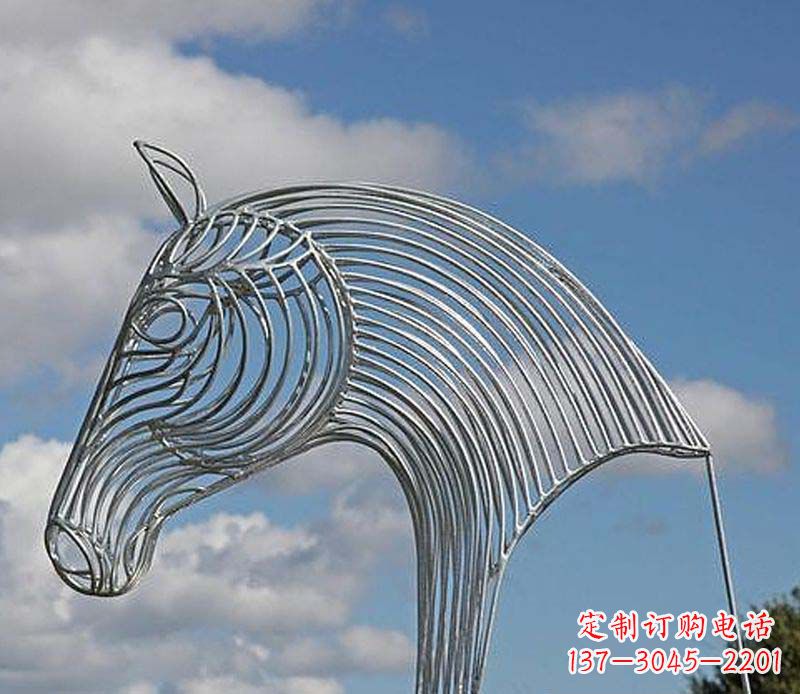 昆明不锈钢马头抽象雕塑