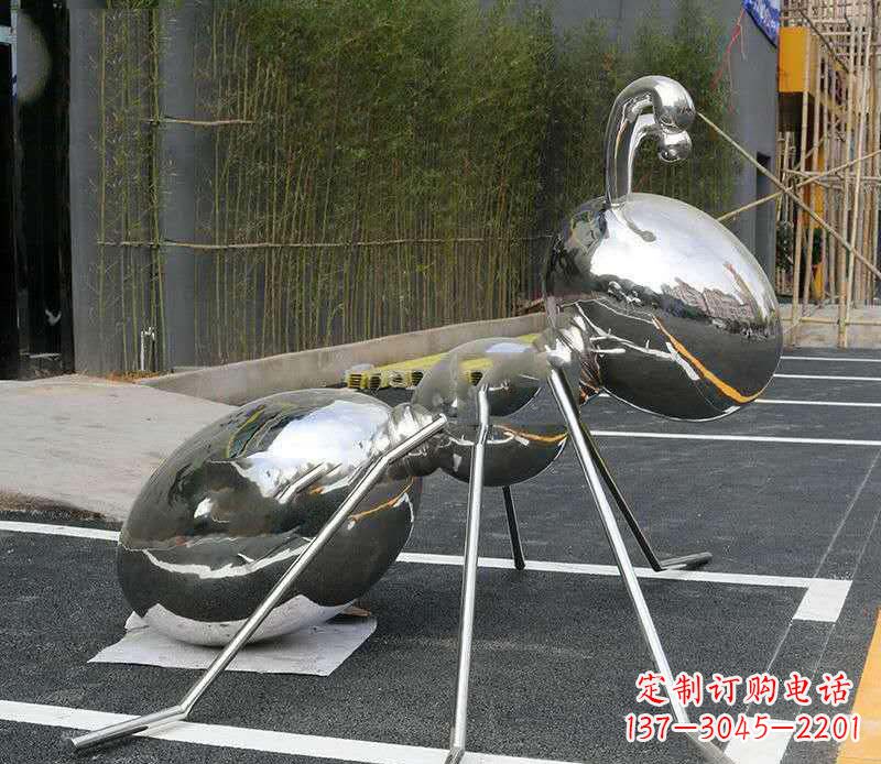 昆明不锈钢蚂蚁雕塑——艺术的融合