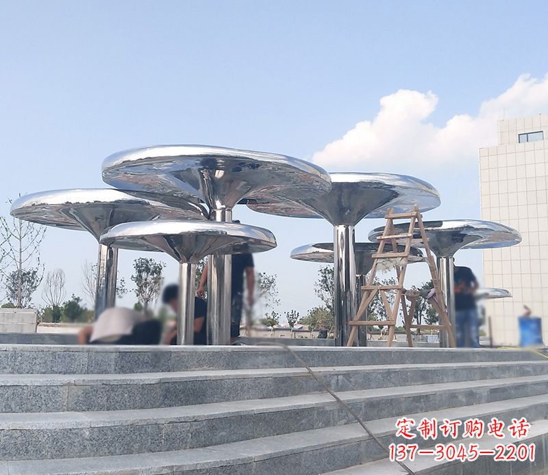 昆明艺术精美的不锈钢蘑菇公园雕塑