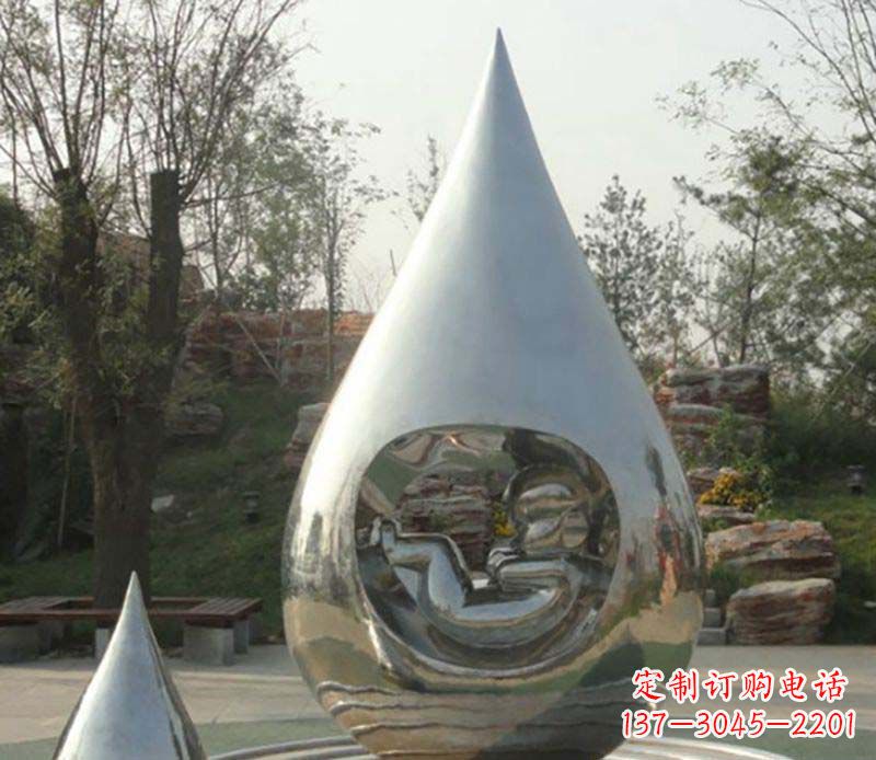 昆明不锈钢水滴雕塑1
