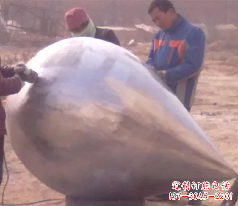 昆明不锈钢水滴广场雕塑