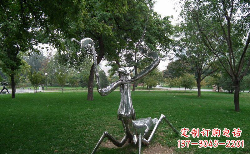 昆明不锈钢螳螂动物雕塑