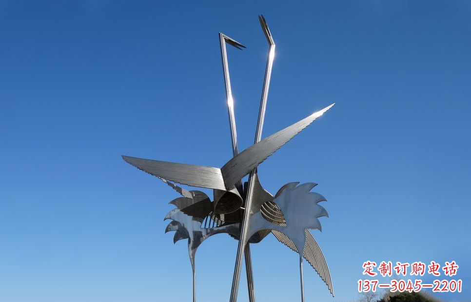 昆明不锈钢鸵鸟雕塑精美外形、传神表现