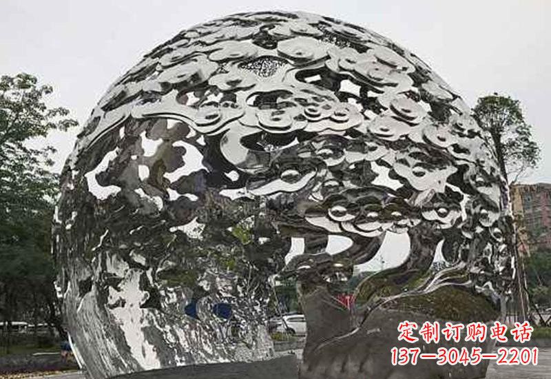 昆明不锈钢祥云镂空球拱门雕塑