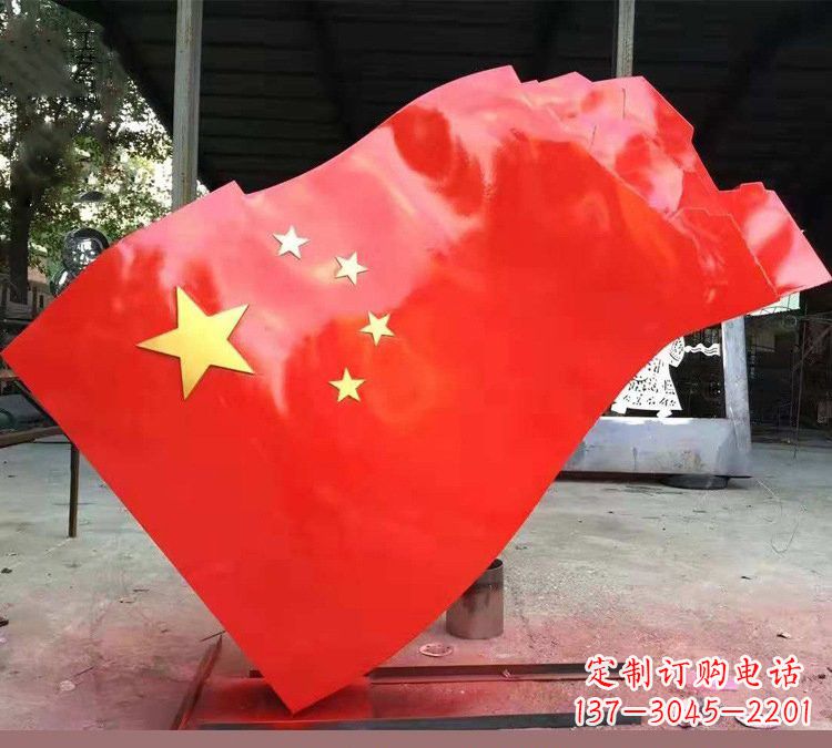 昆明不锈钢校园五星红旗雕塑——传承红色基因,缅怀烈士
