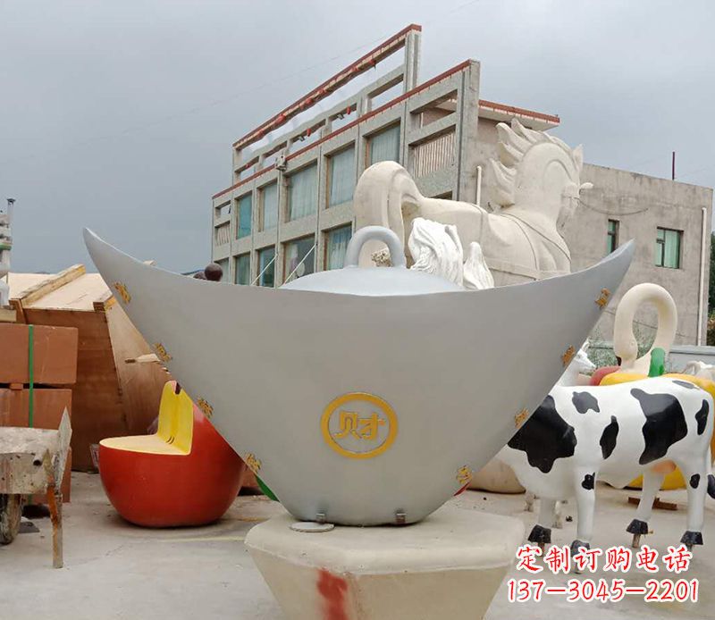 昆明不锈钢元宝雕塑精美而珍贵