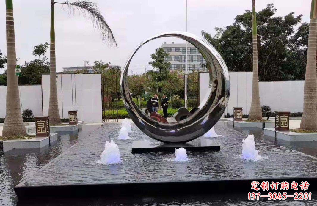 昆明圆环景观喷泉雕塑视觉与声音的完美结合