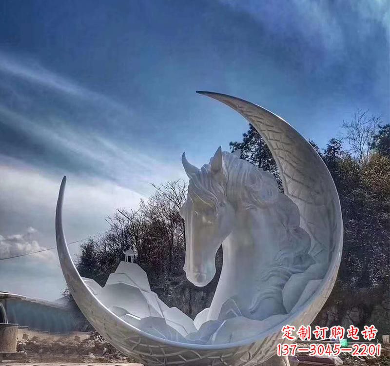 昆明不锈钢月亮马雕塑