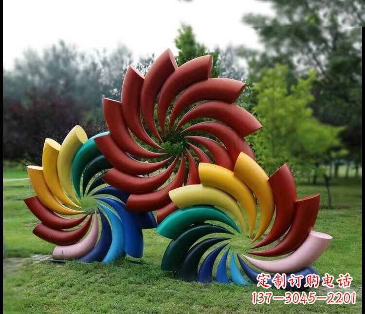 昆明彩色不锈钢风车雕塑
