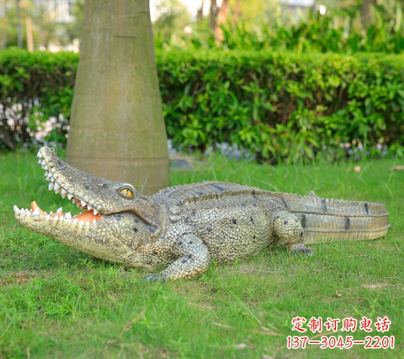 昆明玻璃钢动物雕塑