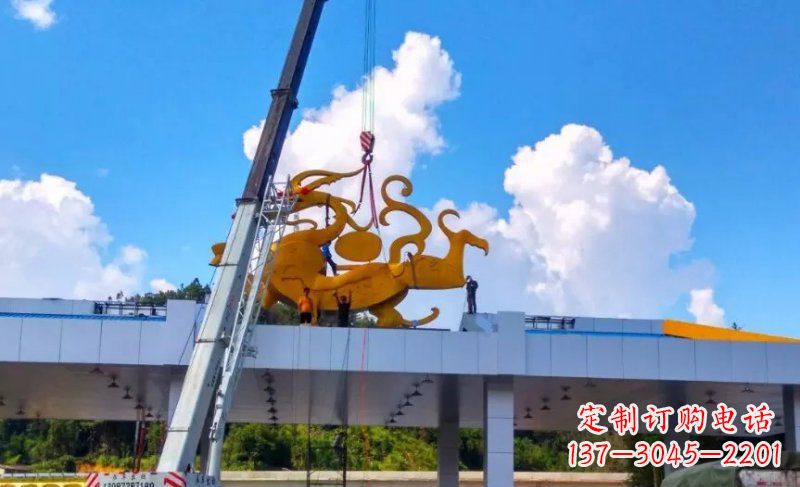 昆明精美不锈钢龙雕塑,点缀城市之美