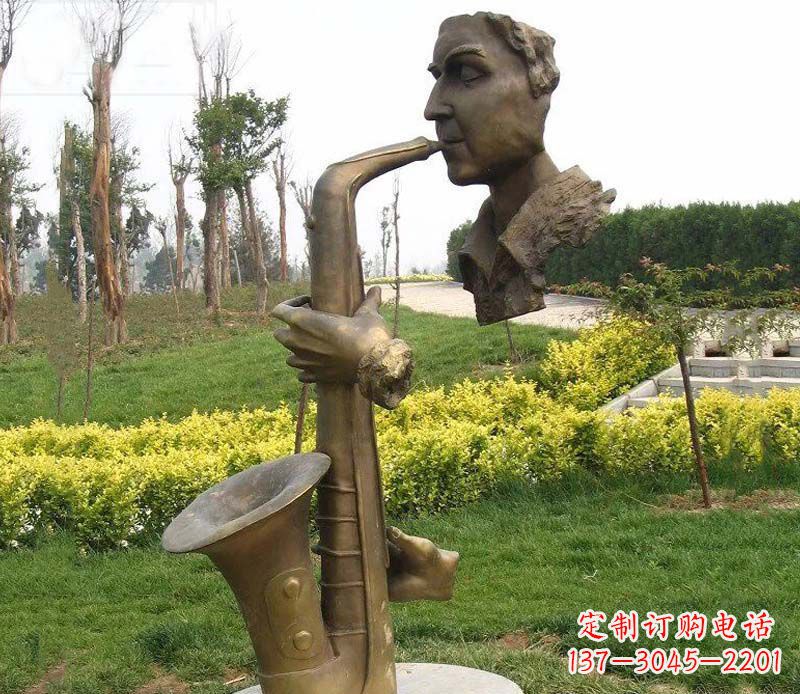昆明萨克斯雕塑艺术的精美表现