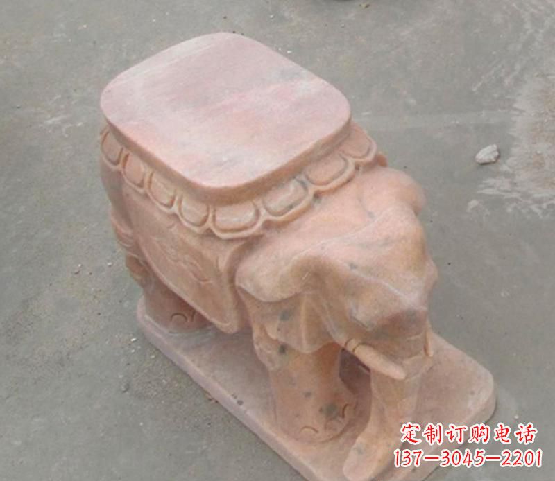 昆明大象雕塑传承经典的高雅艺术