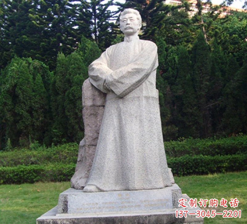 昆明精美独特的鲁迅大理石雕塑