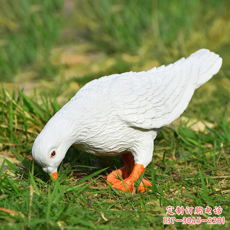 昆明纪念和平,释放和平鸽雕塑