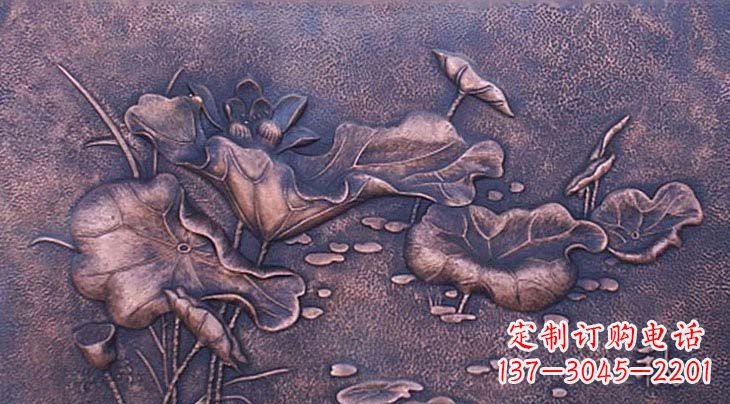 昆明锻铜荷花浮雕