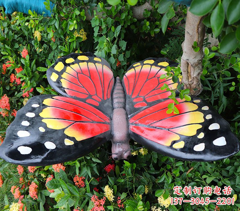 昆明雕刻精美的蝴蝶摆件