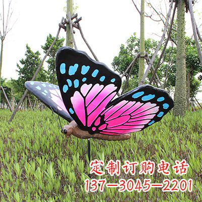 昆明紫蓝黑款蝴蝶雕塑