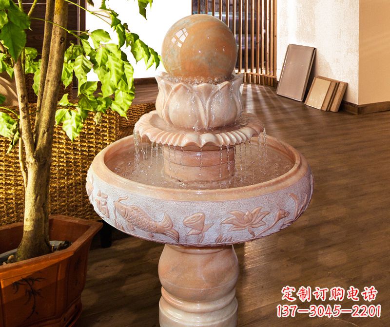 昆明浑然天成的风水球石雕