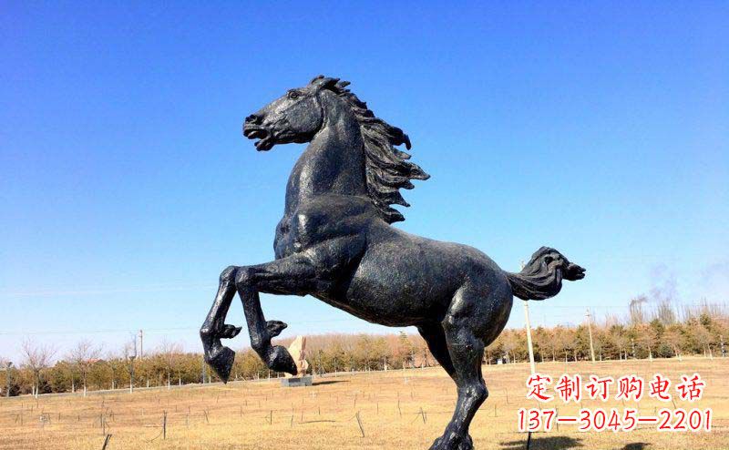 昆明精美铜雕奔马动物雕塑