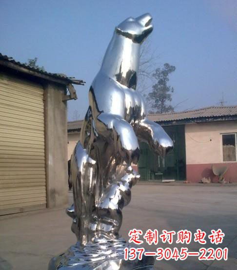昆明公园不锈钢抽象北极熊动物雕塑