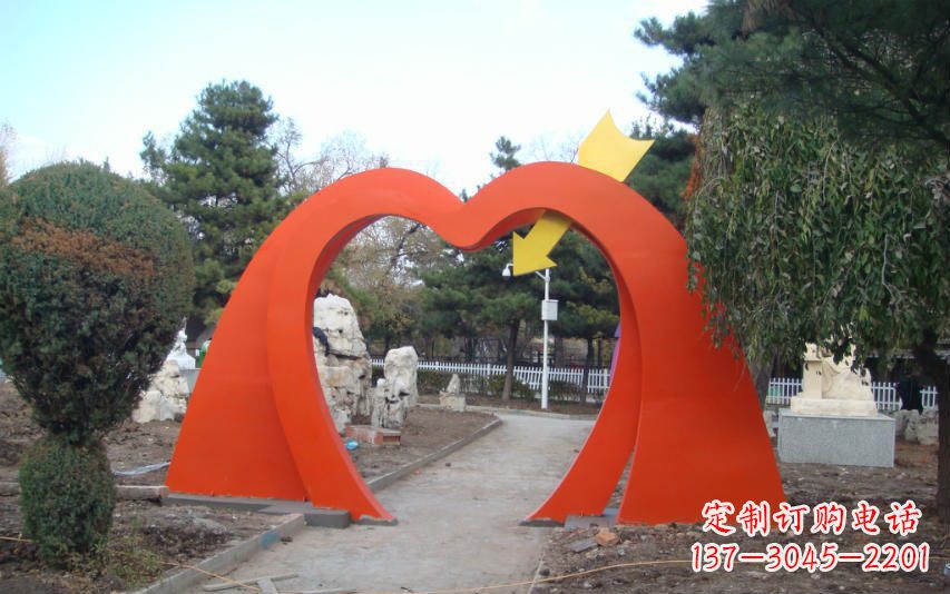 昆明高雅大气的不锈钢拱门雕塑
