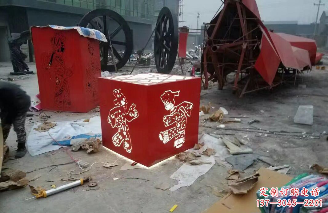 昆明高品质不锈钢皮影戏人物雕塑
