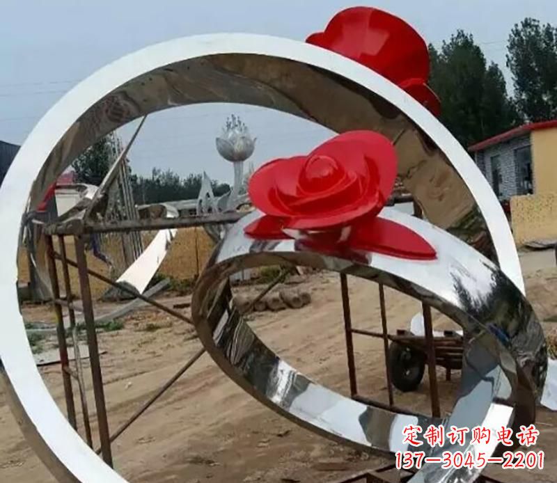 昆明精致的不锈钢戒指雕塑