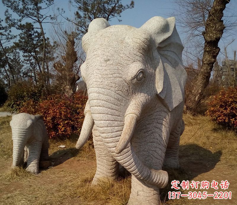 昆明精美大象雕塑