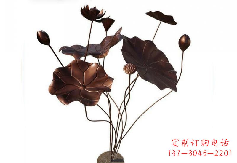 昆明传承经典，锻铜荷花雕塑