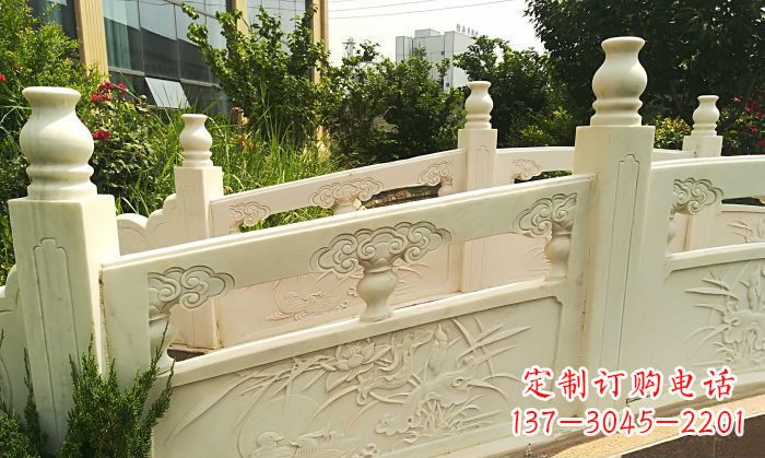 昆明公园汉白玉石拱桥 (3)