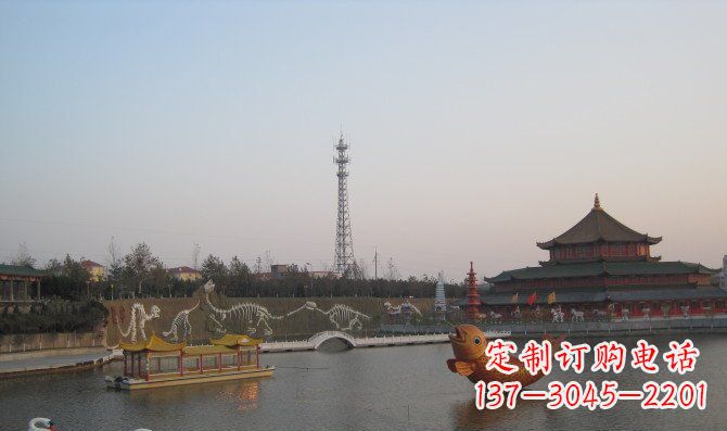 昆明静谧自然,金鱼铜雕精美绝伦
