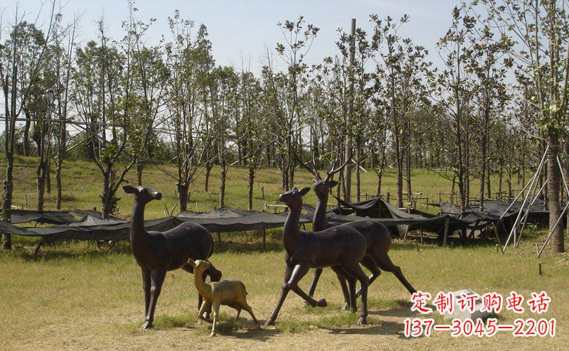 昆明公园梅花鹿动物铜雕 (4)